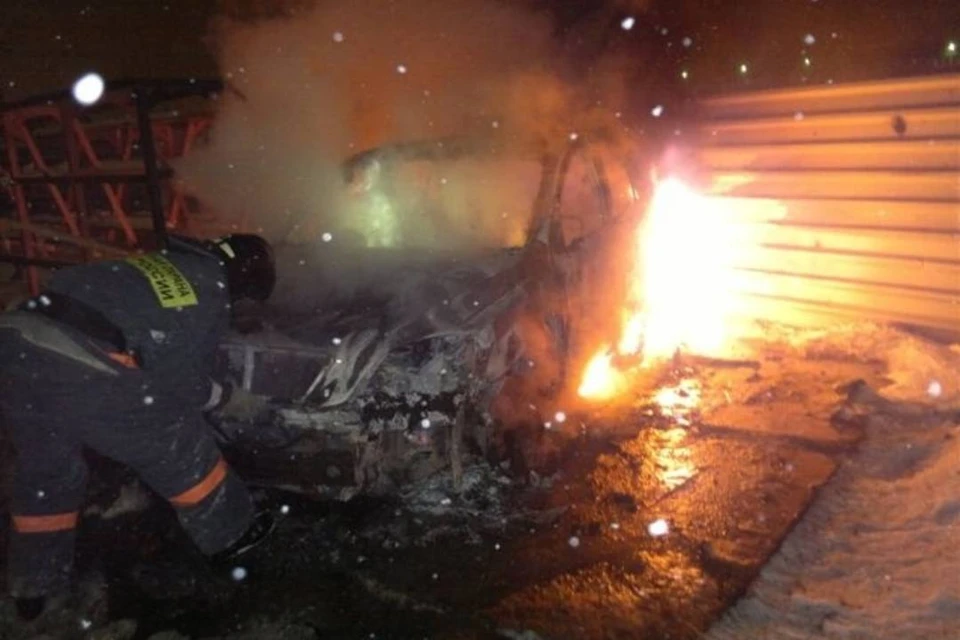 Машина загорелась в Чунском районе 3 января