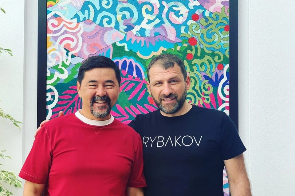 На фото: казахстанский предприниматель Маргулан Сейсембай и Игорь Рыбаков. Фото: instagram.com