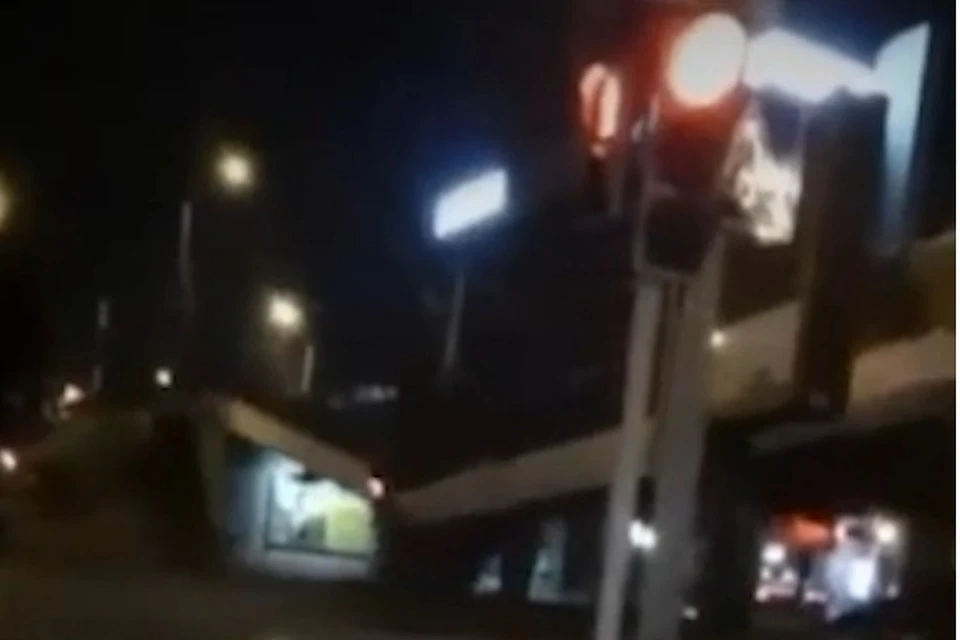 Видео обрушения моста в центре Минска появилось в сети Фото: кадр из видео