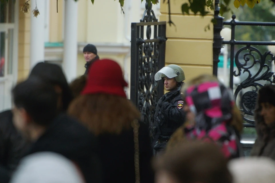 В Ростове 17 января эвакуировали 85 школ.