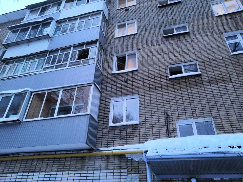 Эвакуация с вышележащих этажей не проводилась.