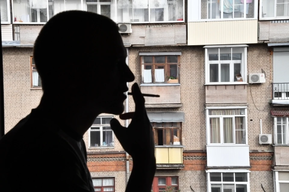 В России курят порядка 70% мужчин и до 40% женщин. Это серьезная зависимость, которая бьет по всему организму.