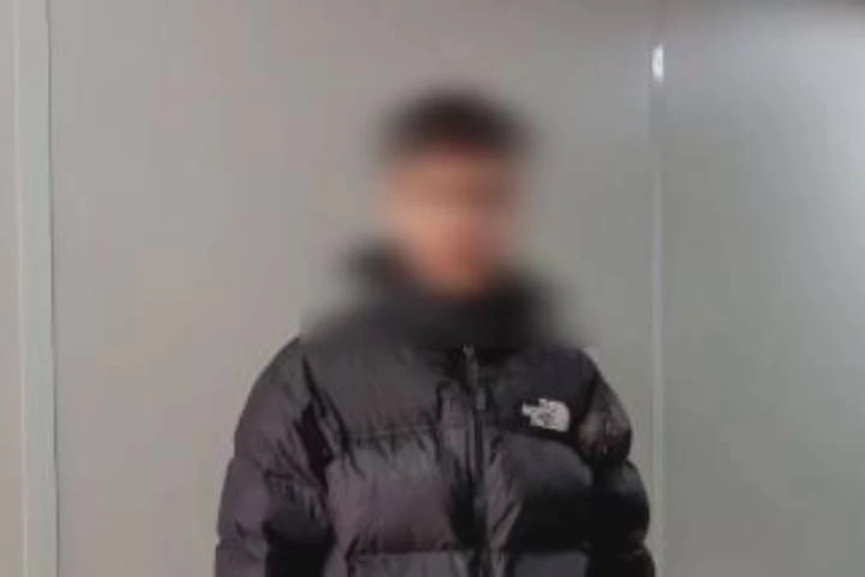 Пьяный 22-летний иркутянин сбежал после ДТП на Академическом мосту и бросил пассажиров, но его поймали.