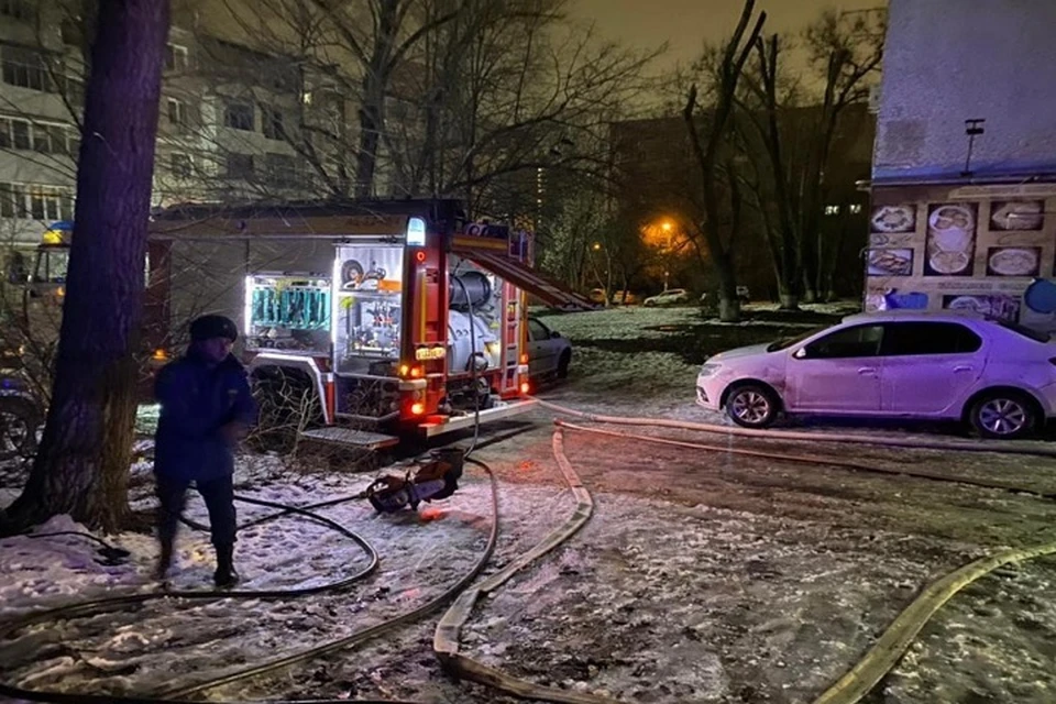 Трагедия произошла ночью 31 января. Фото: пресс-служба управления МЧС России по РО.