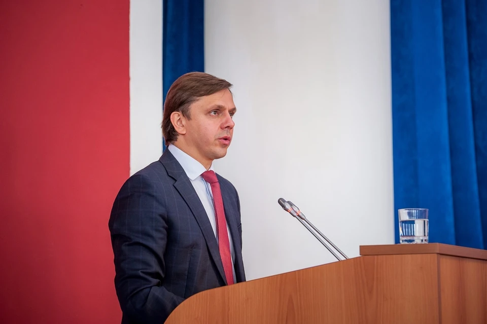 Орловский губернатор попросил жителей региона не ходить по ресторанам и ТЦ