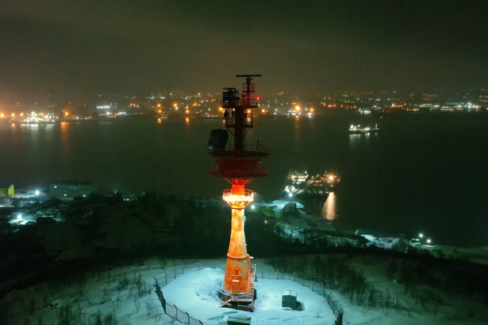 Сооружение помогает мореплаванию в Кольском заливе. Фото: скин видео www.instagram.com/mr_nemchenko/