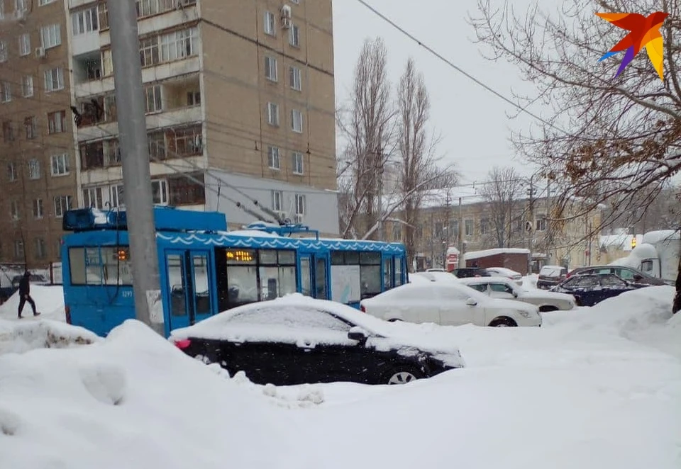 Поломка троллейбуса на Новоузенской остановила несколько маршрутов электротранспорта