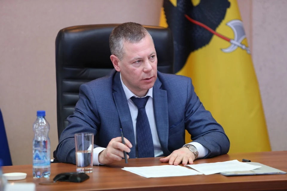 В помощь больницам региона по поручению врио губернатора Михаила Евраева правительство выделит до 20-ти легковых машин.