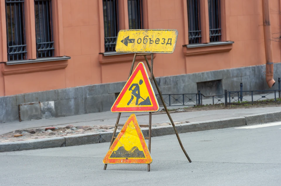 Список дорог, которые отремонтируют в Петербурге в 2022 году.