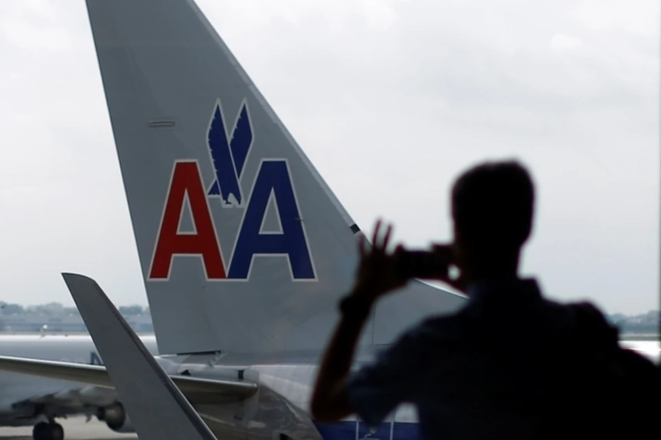 Самолет авиакомпании American Airlines совершил экстренную посадку в аэропорту города Канзас-Сити