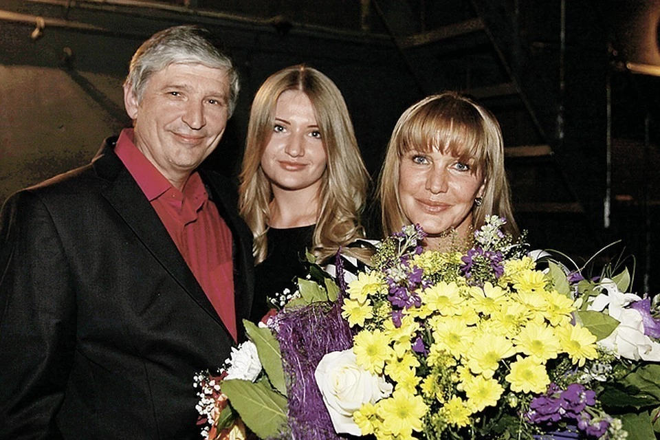 Елена Проклова, Андрей Тришин и их дочка Полина.