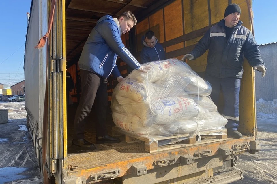 Волонтерский центр «Единой России» на Кубани окажет помощь жителям, эвакуированным из ДНР и ЛНР. Фото: er.ru