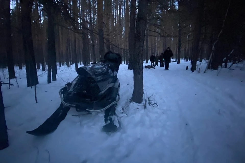 У мужчины не было документов на снегоход Фото: группа ВКонтакте «Екатеринбург-Серов» (Online)