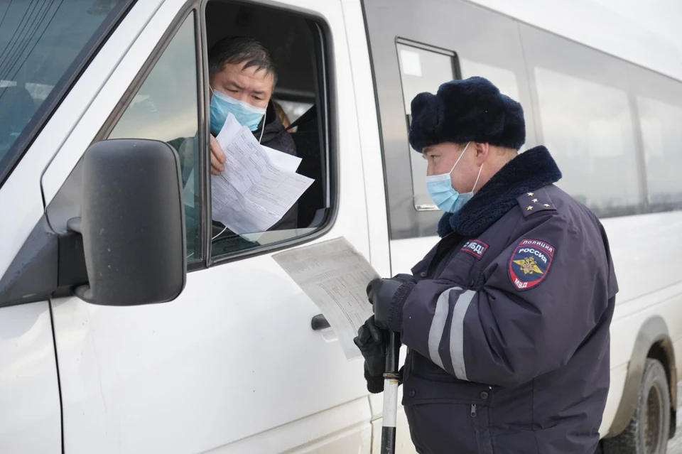 Больше 4,5 тысяч нарушителей масочного режима выявили в транспорте Иркутска за месяц. Фото: администрация Иркутска