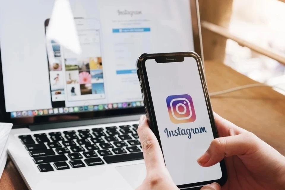 Instagram начал блокировать аккаунты российских звезд для украинских пользователей