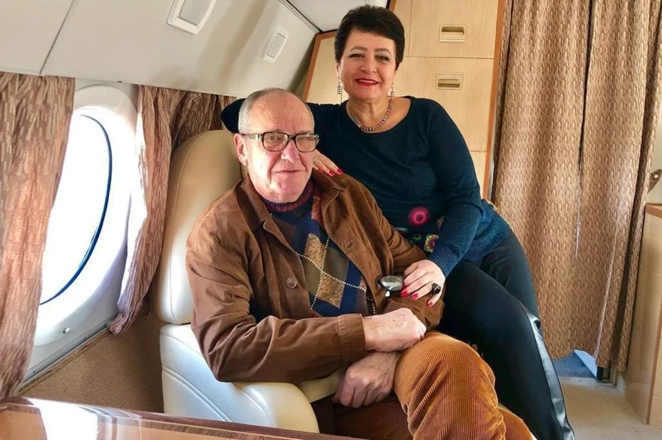 Эммануил Виторган с женой Ириной Млодик и двумя дочками Этель и Кларой в конце февраля покинул Россию.