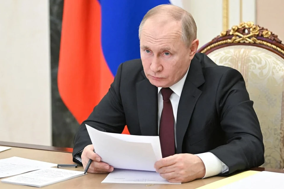Путин назвал антироссийские санкции шагом, сравнимым с объявлением войны.
