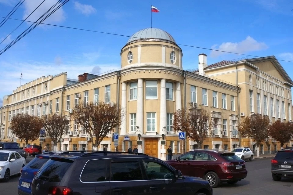 Кровлю и несущие конструкции крыши здания администрации Рязани на улице Радищева, 28 капитально отремонтируют.