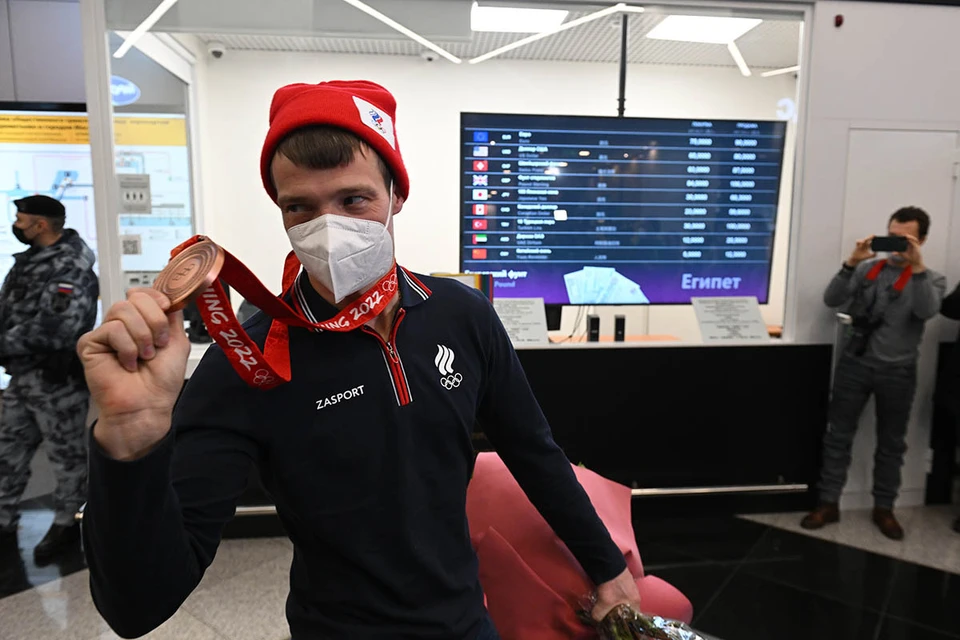 По решению мэра Москвы Сергея Собянина столичным спортсменам – победителям и призёрам Олимпийских игр в Пекине дадут премии.