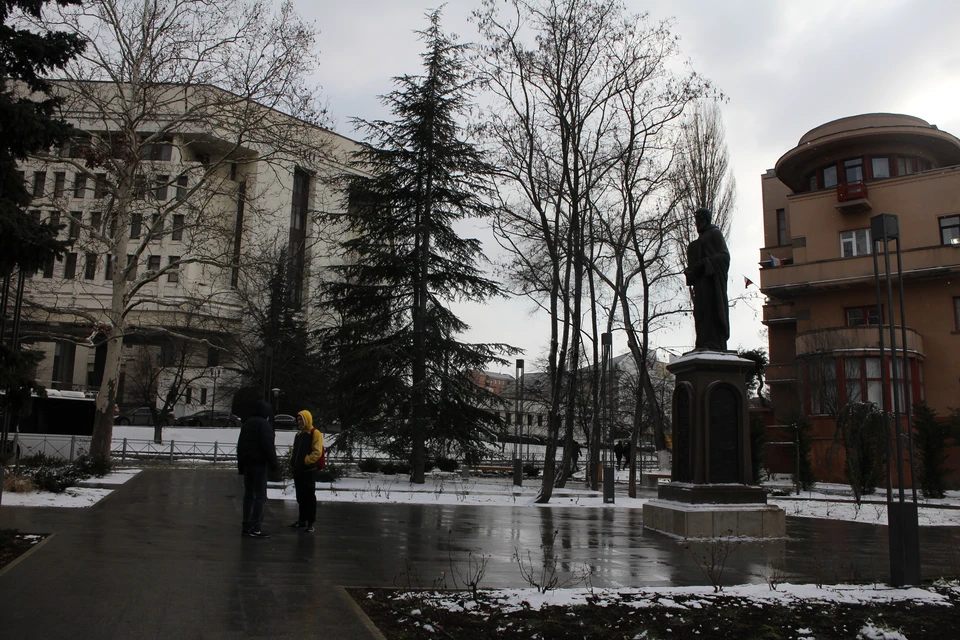 В Симферополе облачно с прояснениями.