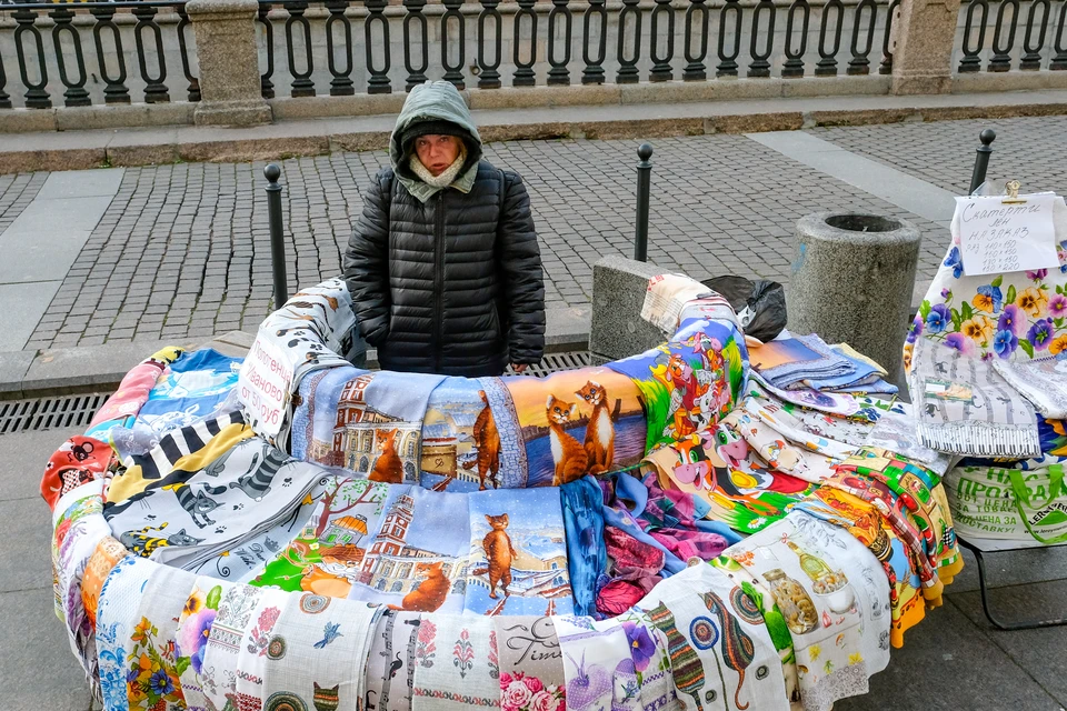 За неделю в Петербурге освободили 43 участка от незаконной уличной торговли