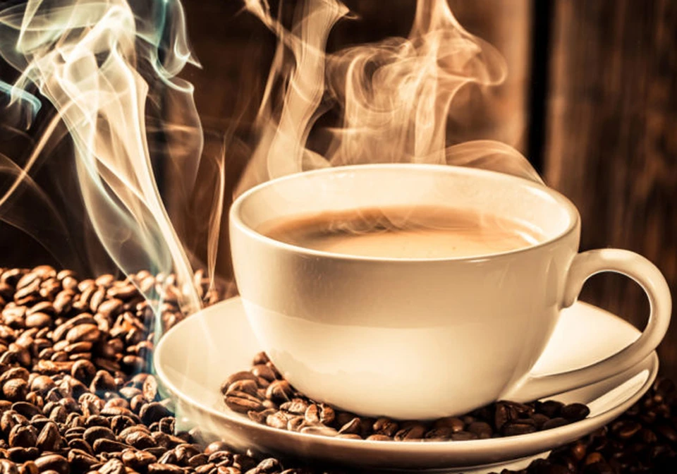 Есть люди, которые без кофе нормально жить не могут. Фото: coffeecupnews.org