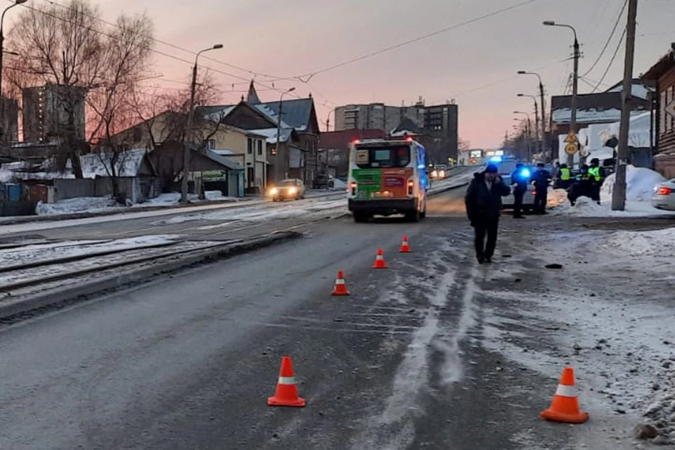 Полиция ищет очевидцев трагедии. Фото: отряд пропаганды ГИБДД по Новосибирску