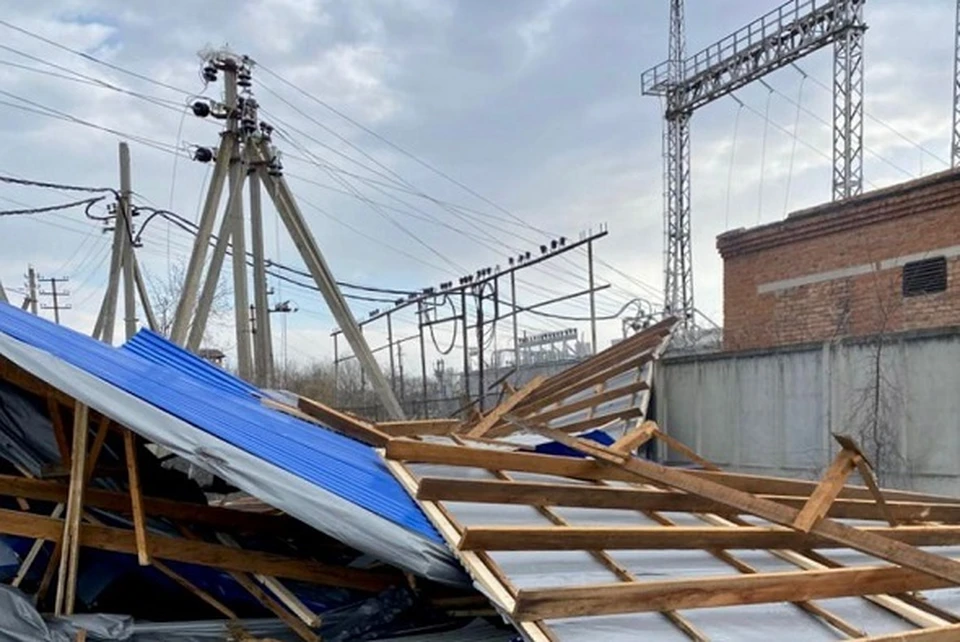 Над восстановлением электроэнергии в Краснодарском крае работает 87 бригад Фото: пресс-служба "Россети Кубань".
