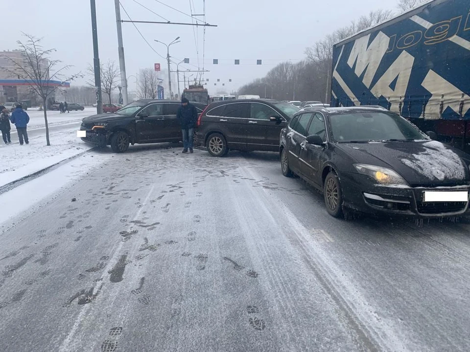 Два ребенка пострадали в ДТП на Московском шоссе в Рязани 28 марта.