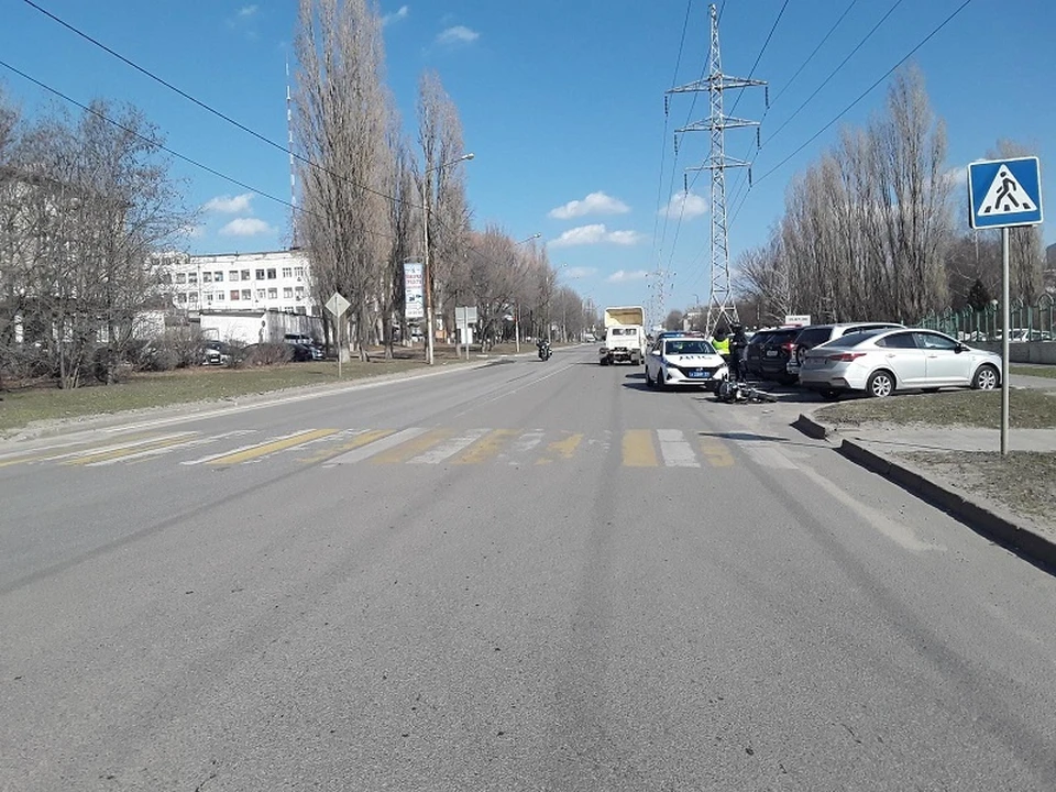 На улице Студенческая в Белгороде произошло ДТП с участием мотоцикла.