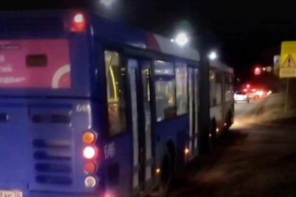 Сломались два автобуса №41А. Фото: группа "ЯрославльLive"