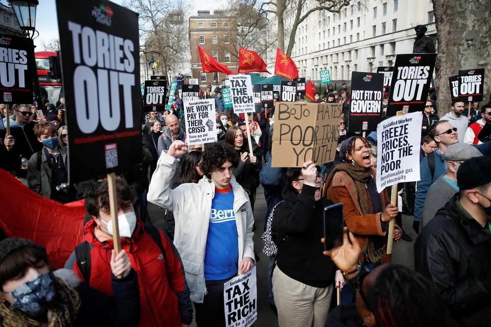 В Лондоне начались протесты из-за роста цен на газ и электричество