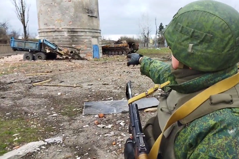 Луганская республика сейчас. Депо Попасная. Попасная ДНР. Украинские военные.