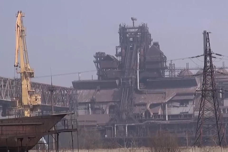 Военнослужащие Республики и России успешно продвигаются в районе промзоны. Фото: Скрин видео НМ ДНР