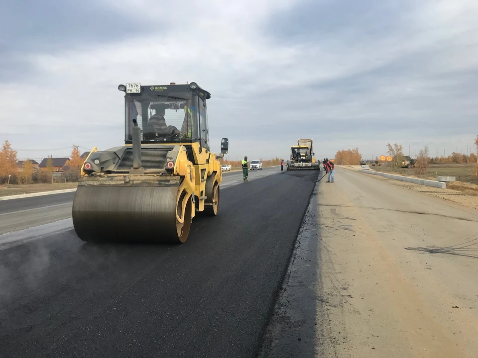 Ремонт автодороги «Нам». Фото: пресс-служба управления автодорог Якутии