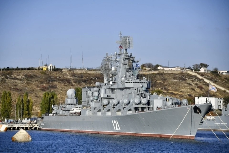 Минобороны России сообщило, что крейсер "Москва" затонул