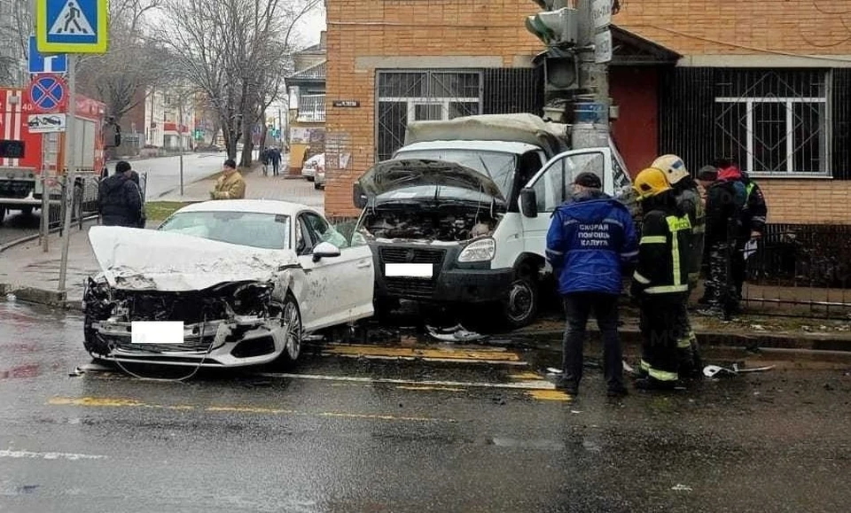 Фото с места аварии.