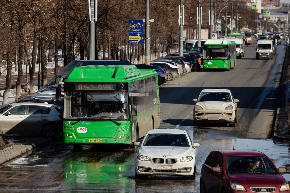 Челябинск 2023 ноябрь. Автобус 81 Челябинск. Украинские автобусы. Автобус маршрутка. Маршрутка фото.