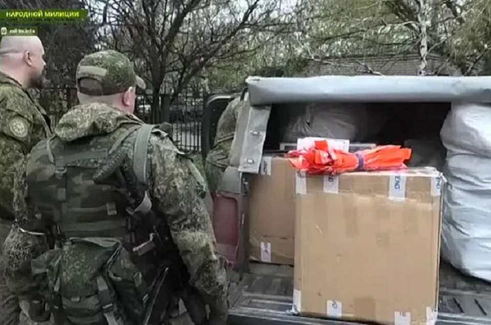 Военнослужащим Республики доставлен очередной гуманитарный груз от жителей России. Фото: УНМ ЛНР