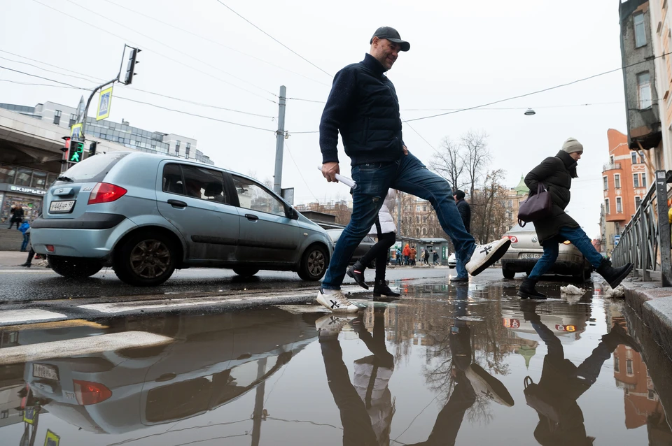 Погреться на солнце в майские праздники уже не получится.