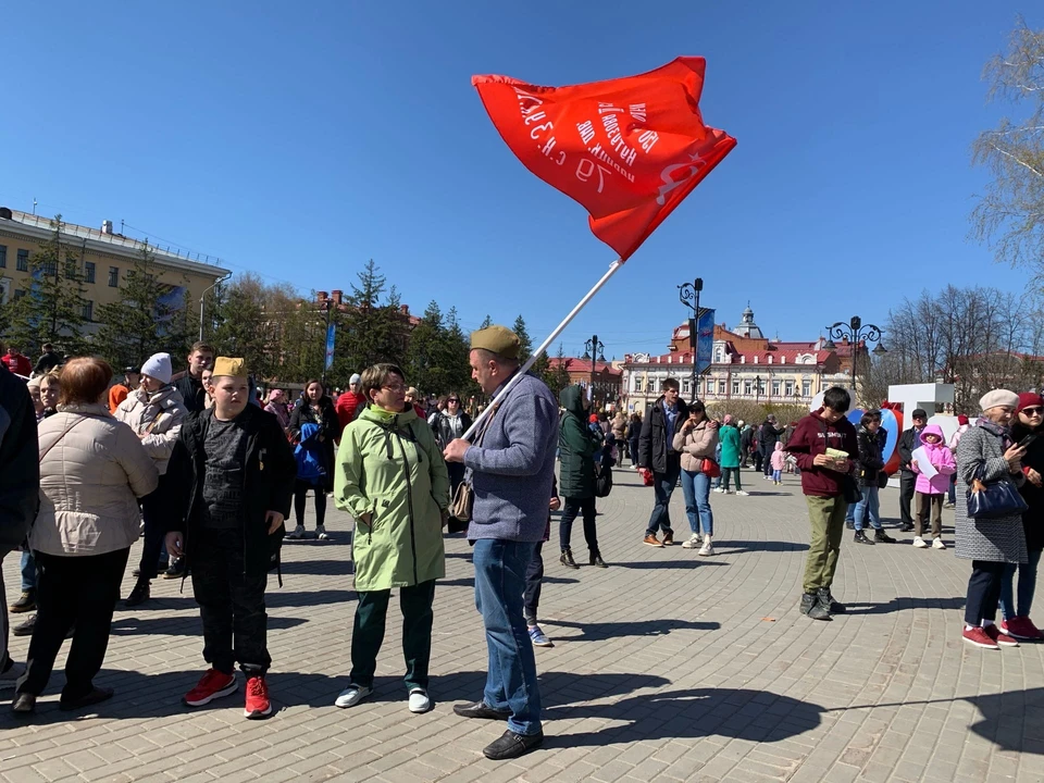 Праздничная программа продолжилась на Новособорной площади