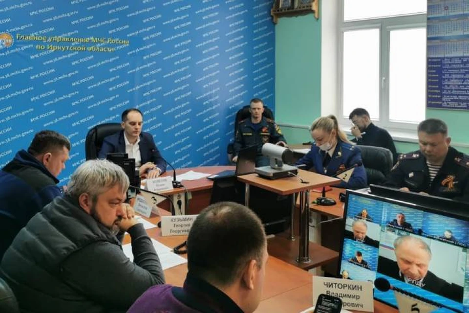 Восемь пострадавших из-за пожара в селе Половино-Черемхово Тайшетского района получат соцвыплаты 10 мая. Фото: Пресс-служба правительства Иркутской области.