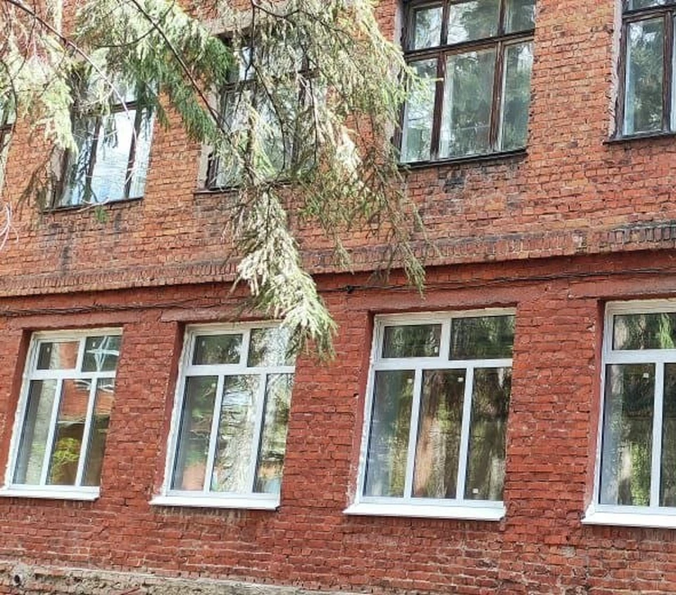 Ранее все образовательные учреждения Омска предлагали сделать подшефными.