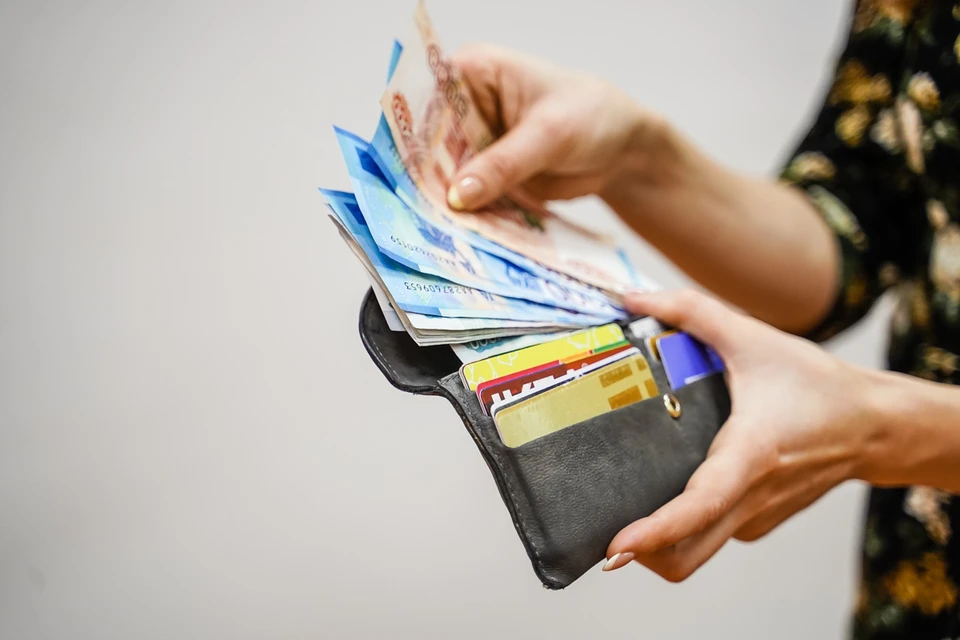 Ссора с коллегой обошлась женщине в 3 000 рублей