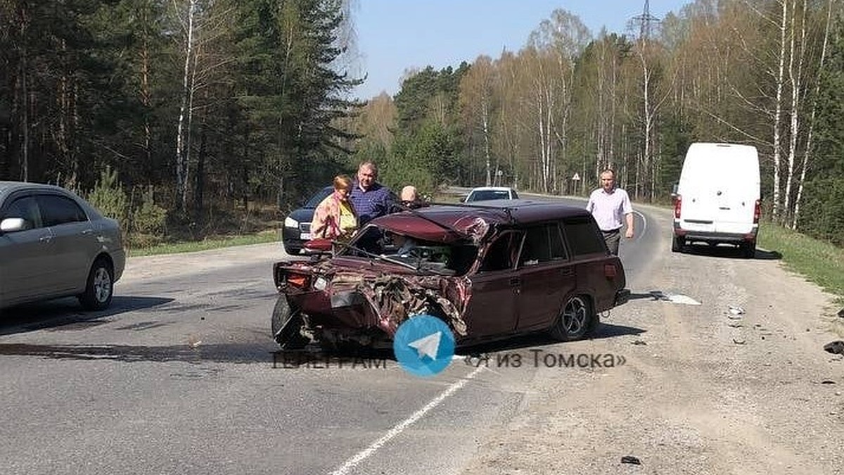 Серьёзное ДТП произошло на дороге из Томска в Северск - KP.RU