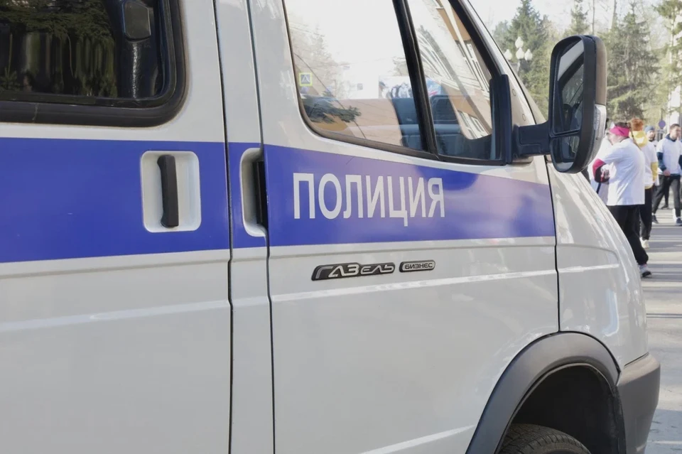 Женщину оскорбил сосед, сообщили в прокуратуре Томской области.