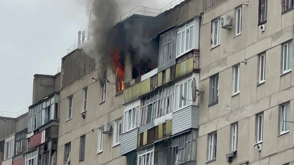 В Приморье из-за пожара в квартире эвакуировали жильцов.