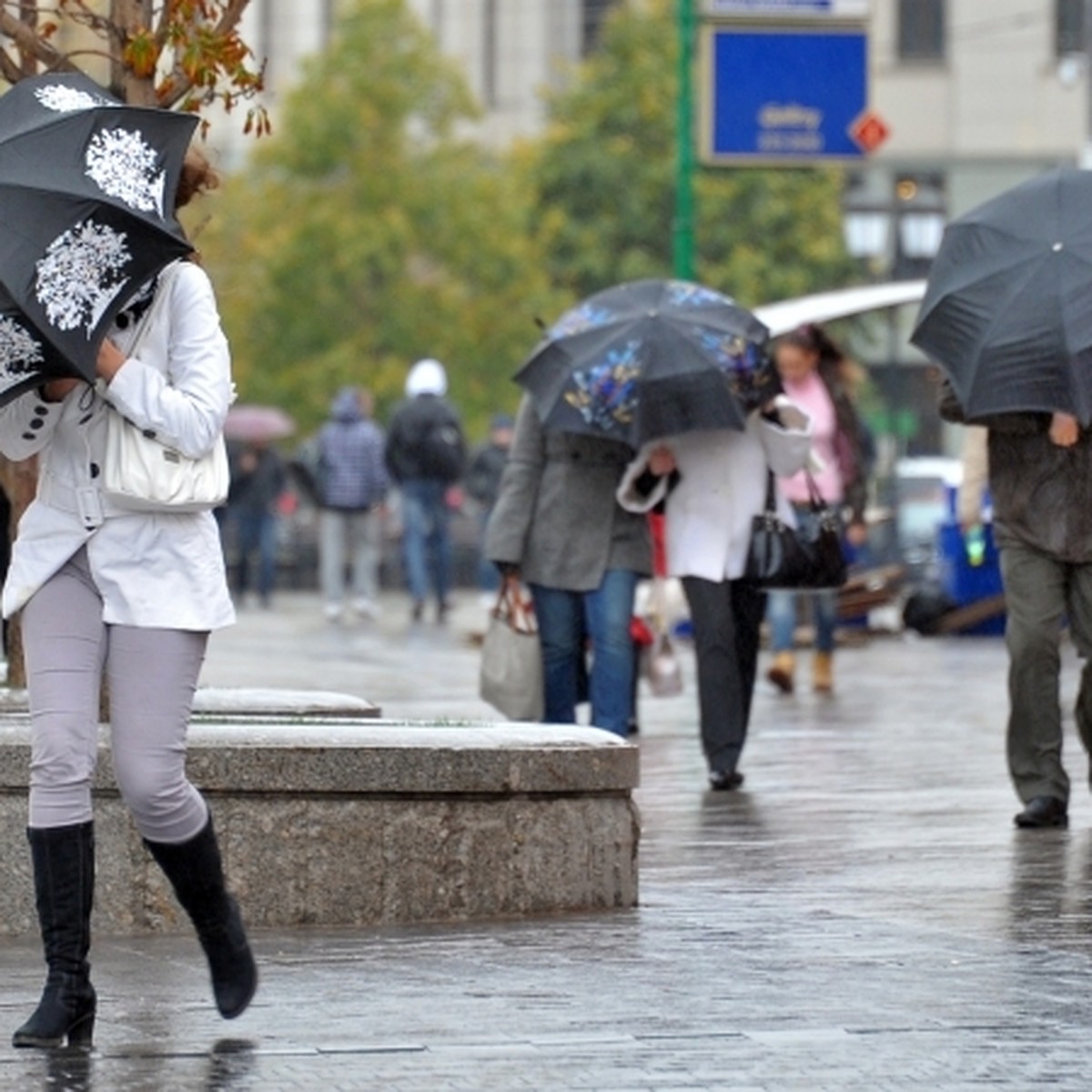 Небольшой дождь в Москве