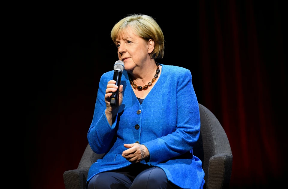Меркель заявила, что не видит себя посредником в конфликте между Россией и Украиной