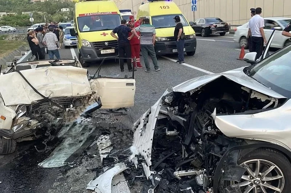 Семейная пара погибла в ДТП в Сочи. Фото: пресс-служба УГИБДД ГУ МВД России по Краснодарскому краю.